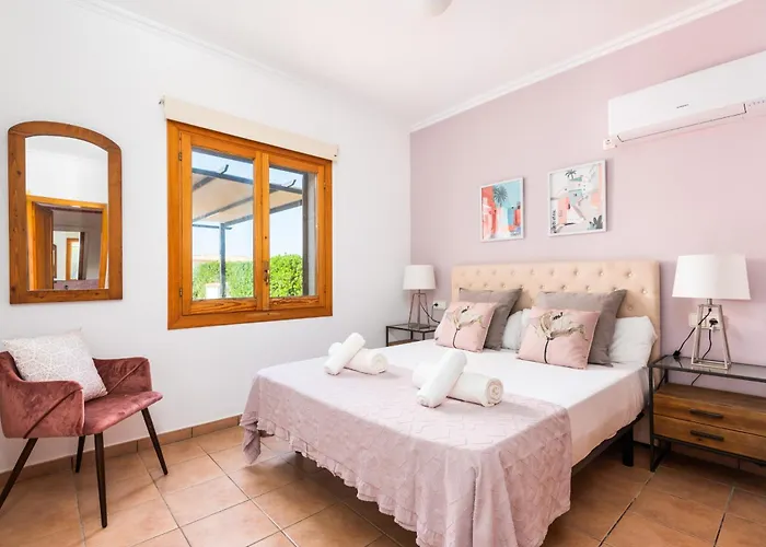 Juanita By Escape * Son Bou